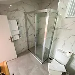 Life Hotel 3*